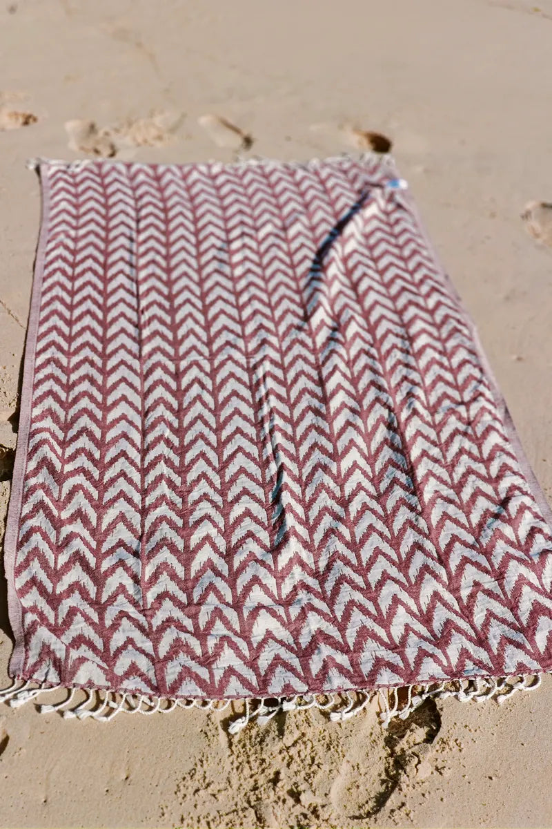 Zig Zag Sand Free Turkish Towel - Rust