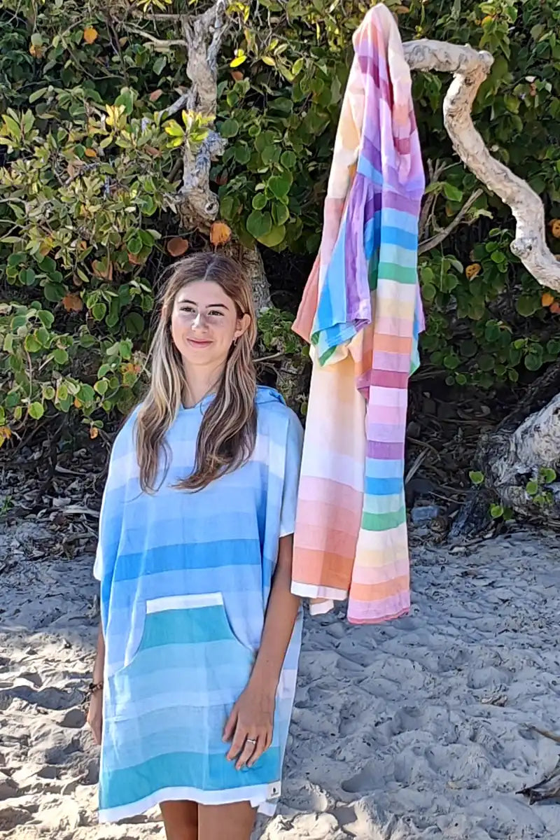 Cotton Beach Poncho - Rainbow Bright - Sumavi